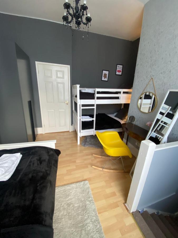 Ann Apartments Opposite The Pier With Sea View Portsmouth Eksteriør bilde